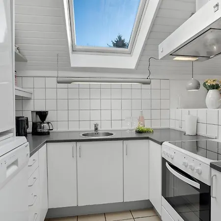 Pet Friendly In With Wifi Holiday home Oksbol (Syddanmark)