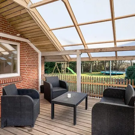 3 Bedroom Lovely In *