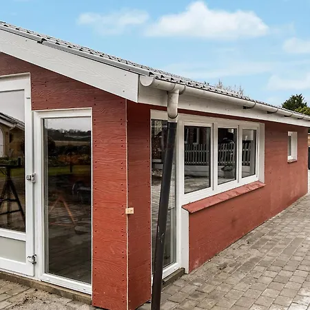 3 Bedroom Lovely Home In Oksbol Vakantiehuis *
